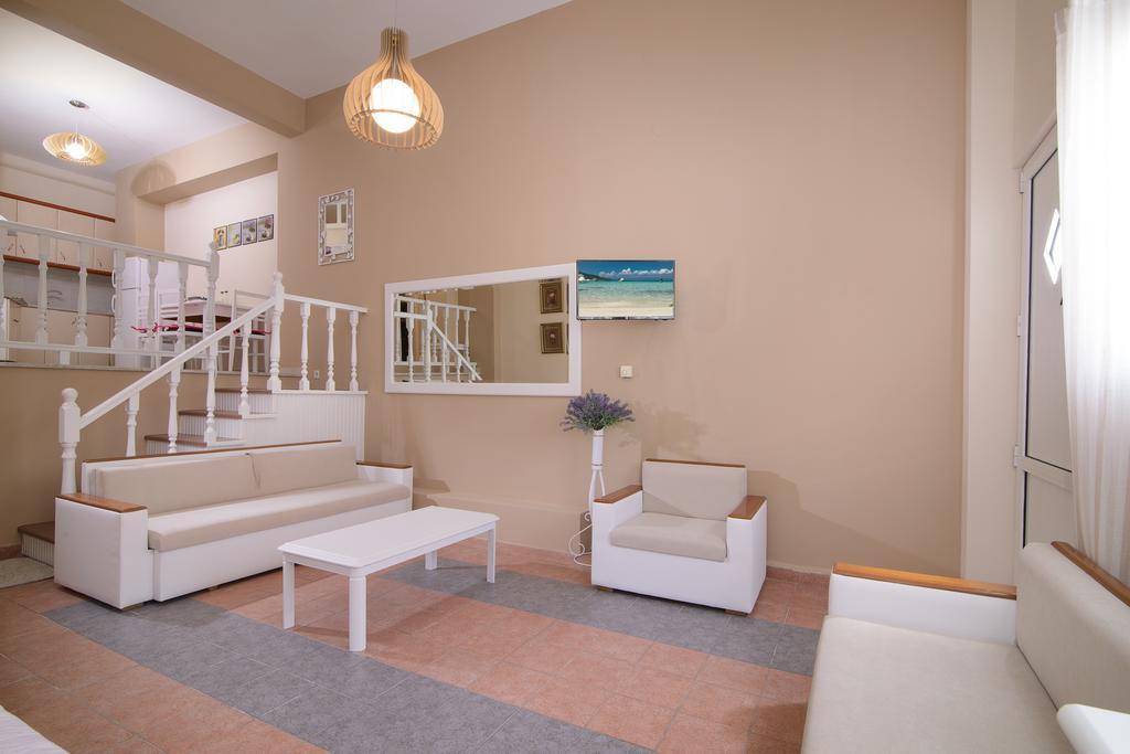 Family Inn Apartments&Suites Neos Marmaras Exterior foto
